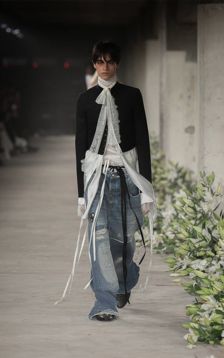 ANN DEMEULEMEESTER